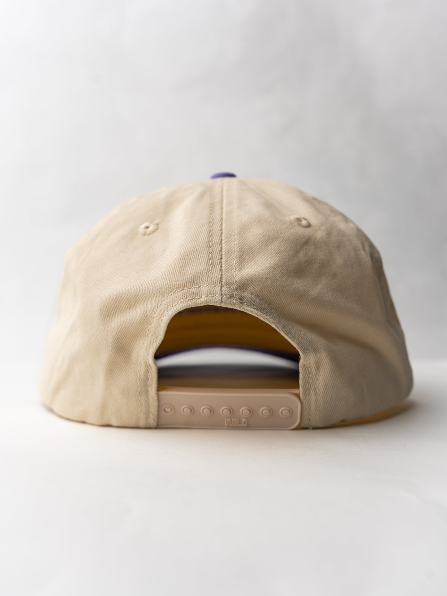 Natural/Lavender Field Trip Cap ™