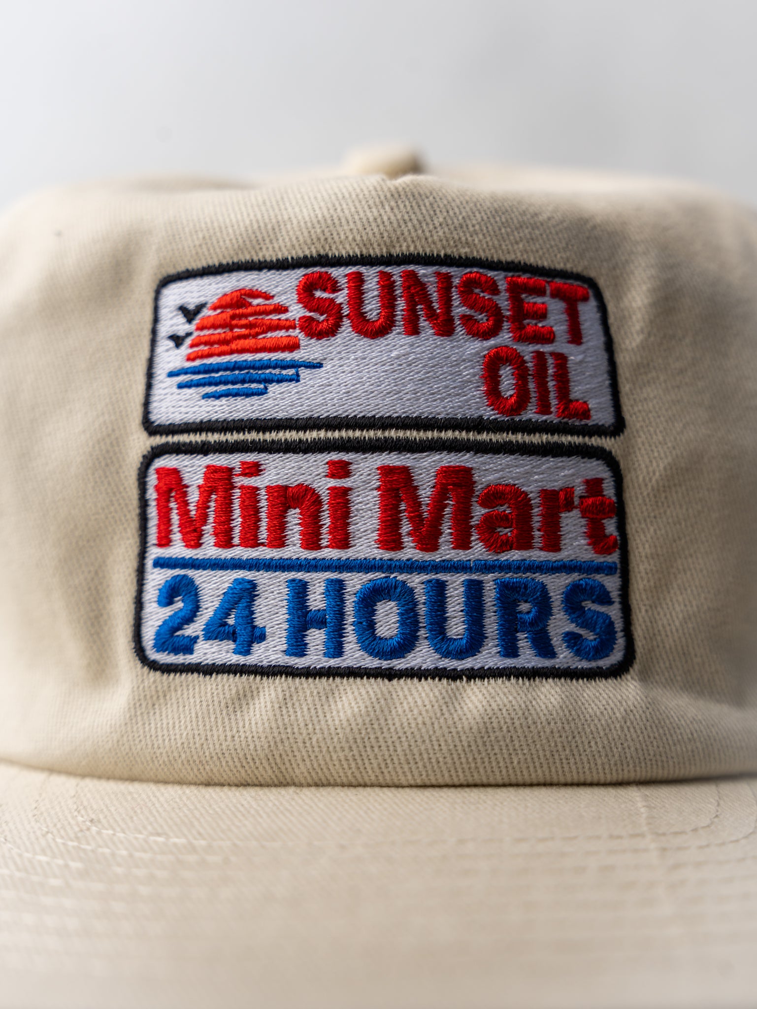 Sunset Oil Mini Mart Cream “Field Trip” Fit