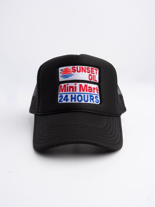 Black trucker Hat ™