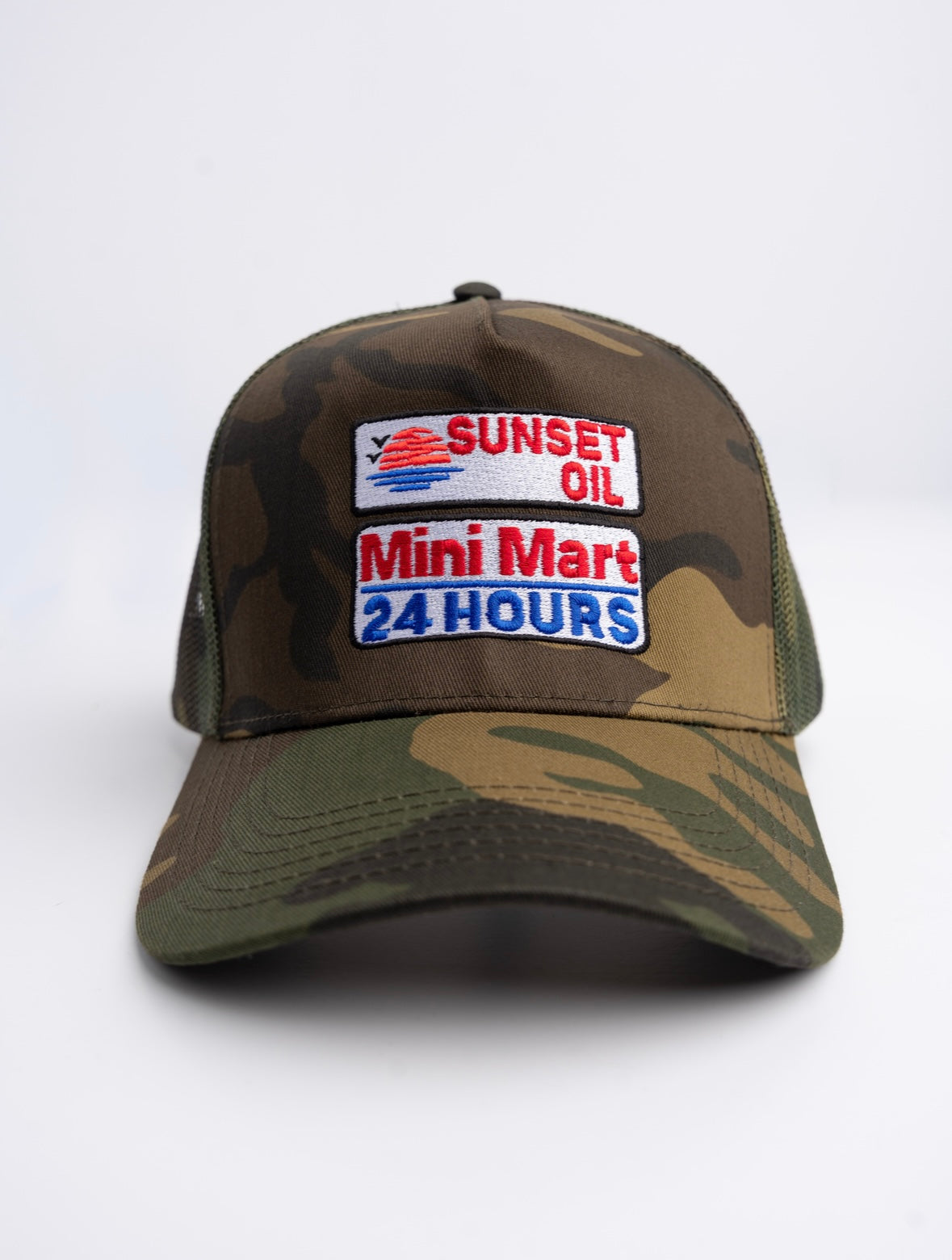 Sunset Oil Mini Mart Army Mesh Trucker Fit