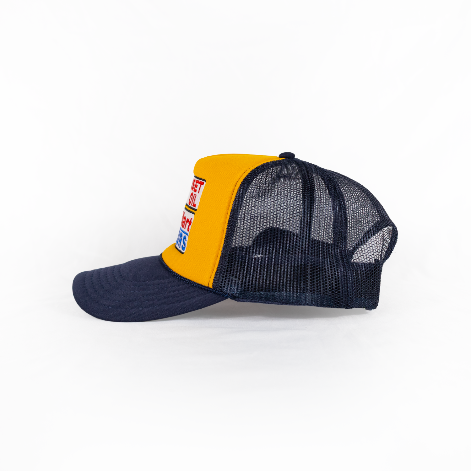 Sunset Oil Mini Mart Navy/Gold/Navy Trucker Fit
